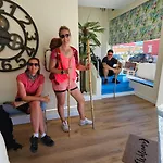 Pensión Recomecar 4*
