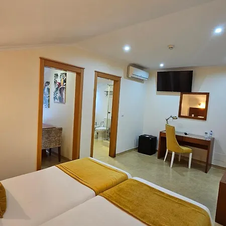 Recomecar 3* Santa Cruz (Oeste)