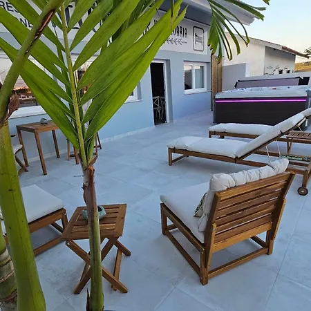 Recomecar Gasthuis Santa Cruz (Oeste)